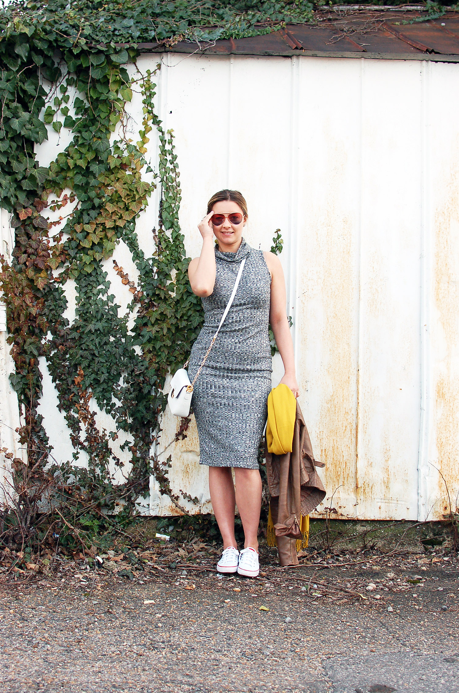white keds outfit